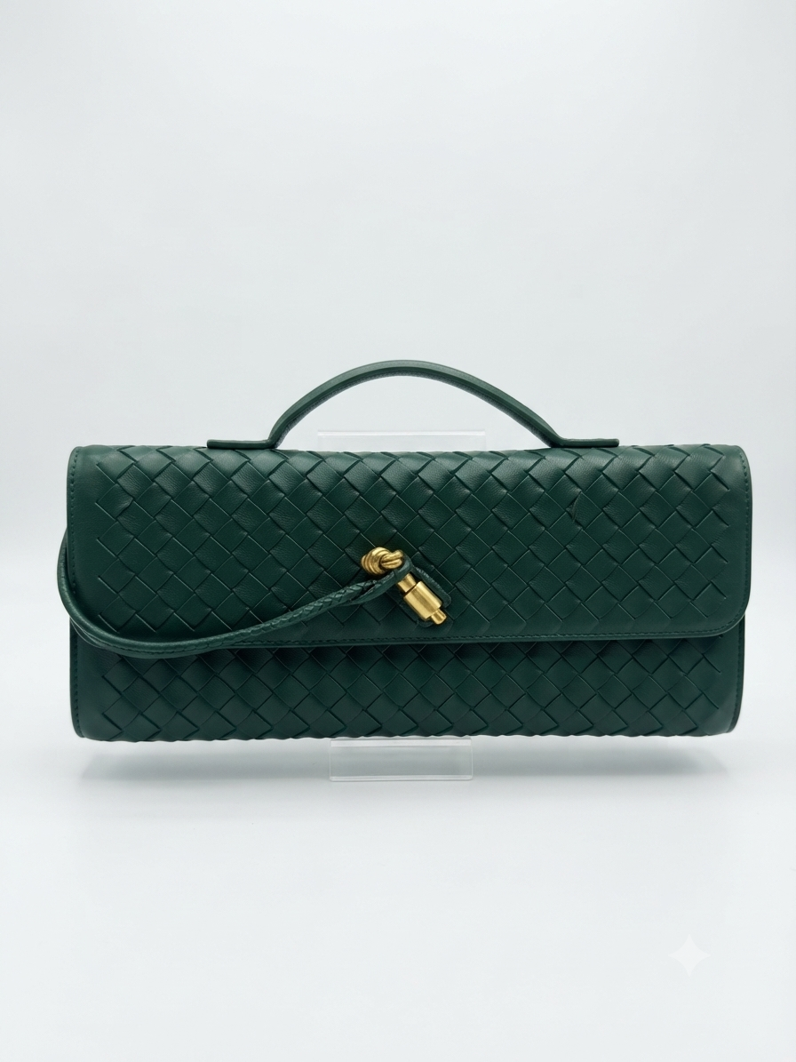 The Green Showstopper Bag