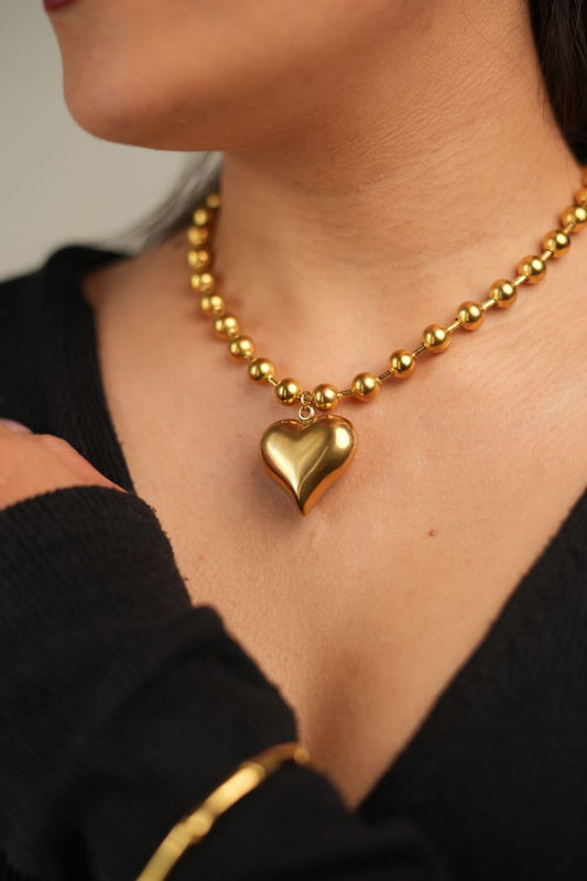 Stunning Golden Heart Statement Necklace
