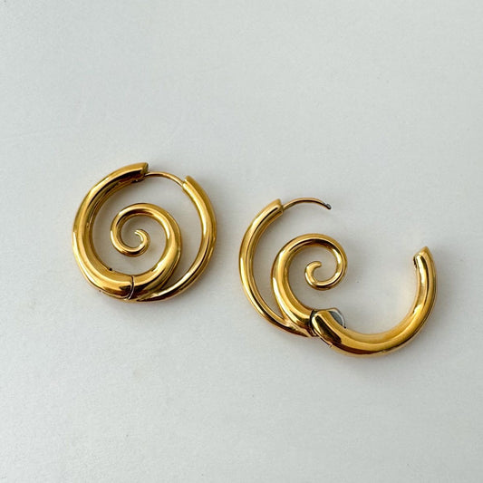 Curvy hoops