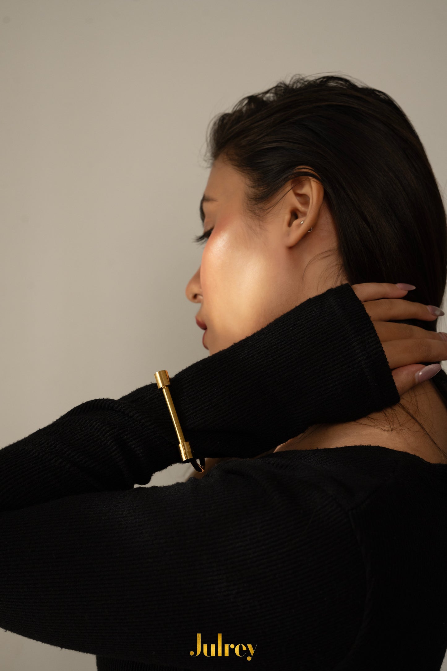 The golden arc bracelet